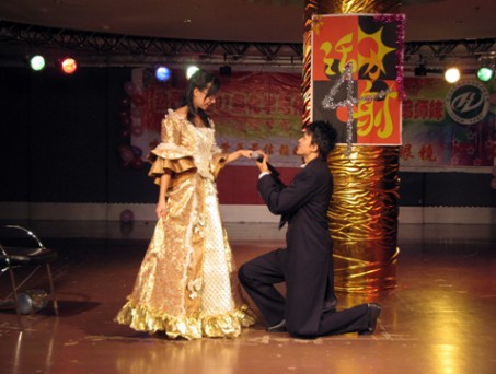 活力四射——化院07级迎新晚会 