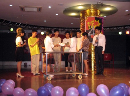 活力四射——化院07级迎新晚会 