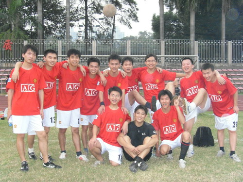 以“球”相会 赛出精彩--2007研究生迎新球赛 