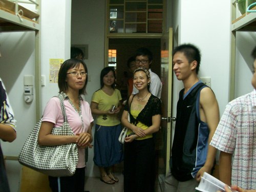 化院喜迎新生，珠海金风送爽――化学院08级本科新生活动实录 