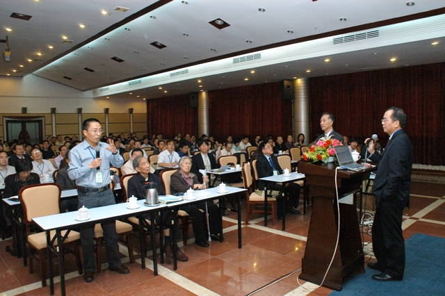 第十届固体化学和无机合成化学会议成功举行 