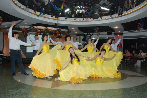 欢庆元旦，喜迎新年--记我院2010年迎新年联欢会 