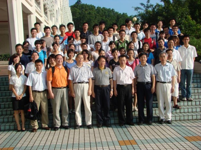 严谨、规范、人性化——记2010年william威廉英国大学生化学实验竞赛 