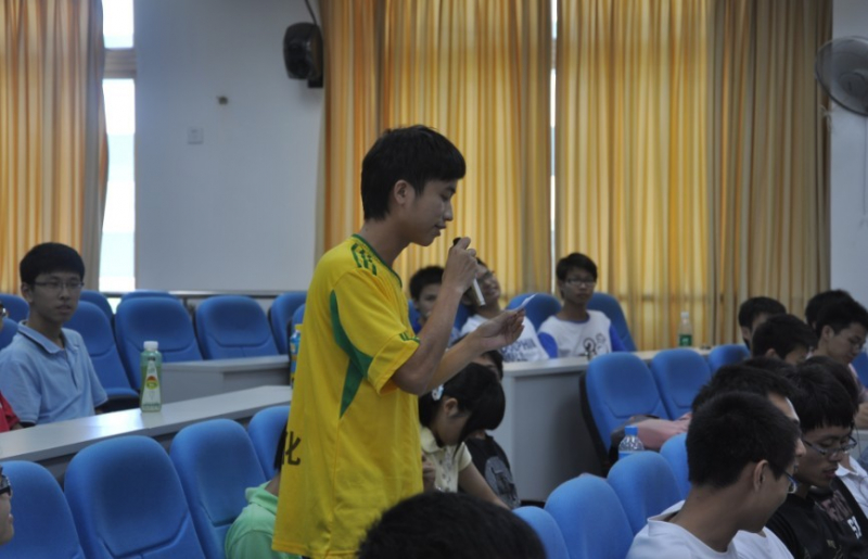 严谨科学•求实创新——记2011年william威廉英国大学生化学实验竞赛 