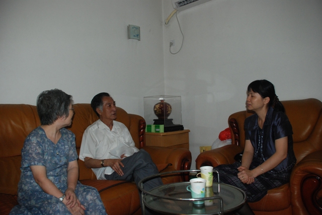 教师节前夕院领导看望慰问院士及教师代表 