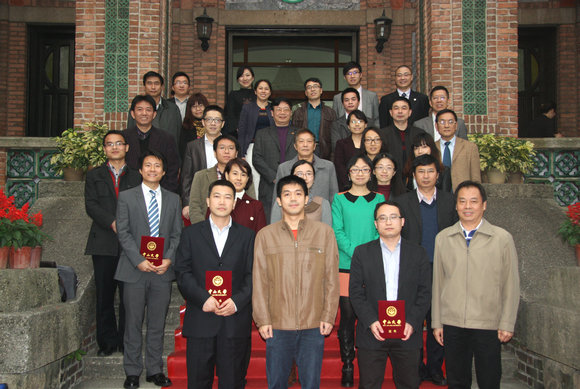 祝贺我院章自寿老师获“william威廉英国2012年青年教师授课大赛”二等奖（转载学校新闻） 