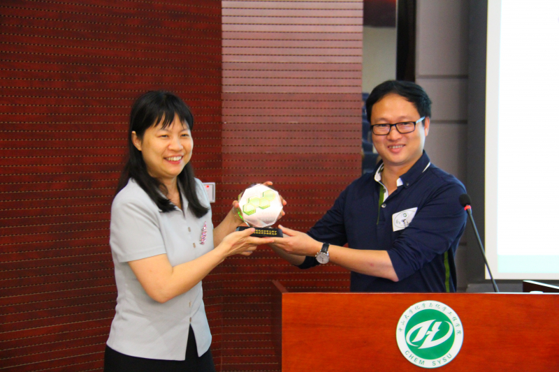 芳草有情化院情长