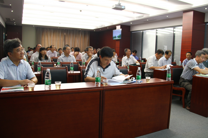 教育部专家组来校评估“生物无机与合成化学”教育部重点实验室 