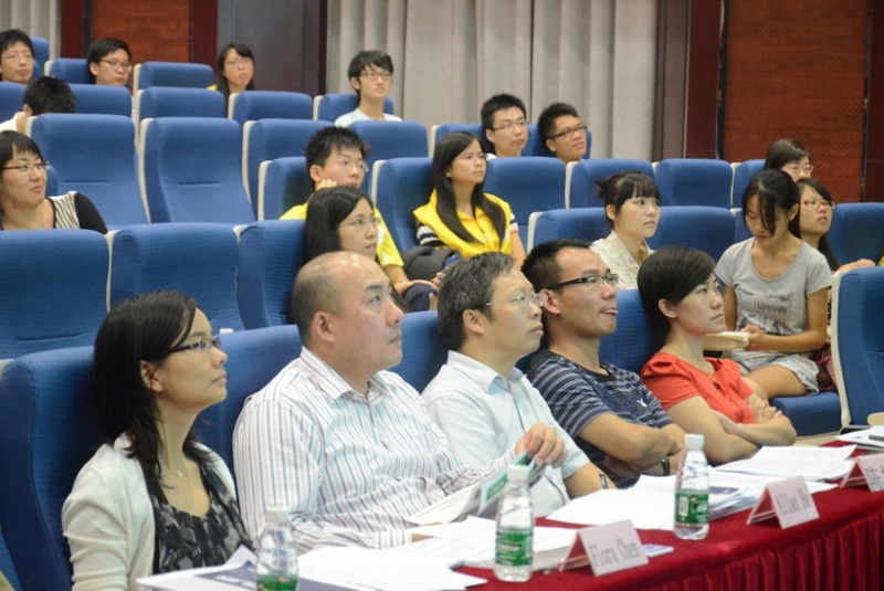 梦想无极限 创意赢未来 