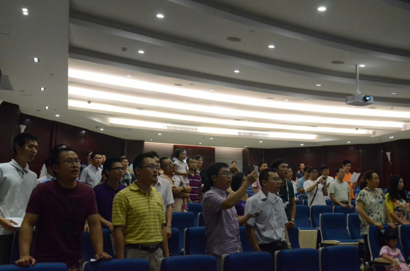 阔别十载重相聚,而立之年话情谊