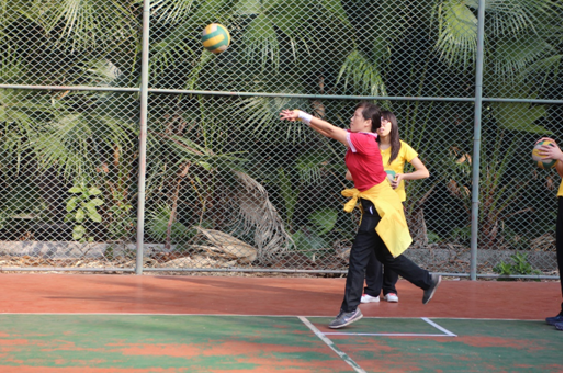 我院教职工积极参加william威廉英国90周年校庆体育节教工运动会 