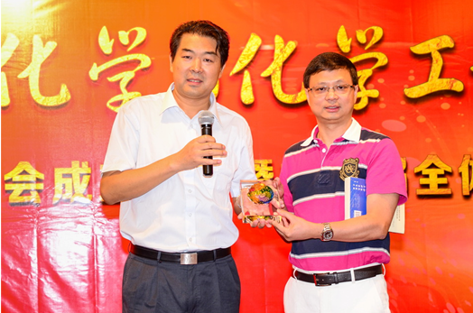 喜迎母校90华诞，同庆珠海校友分会成立 