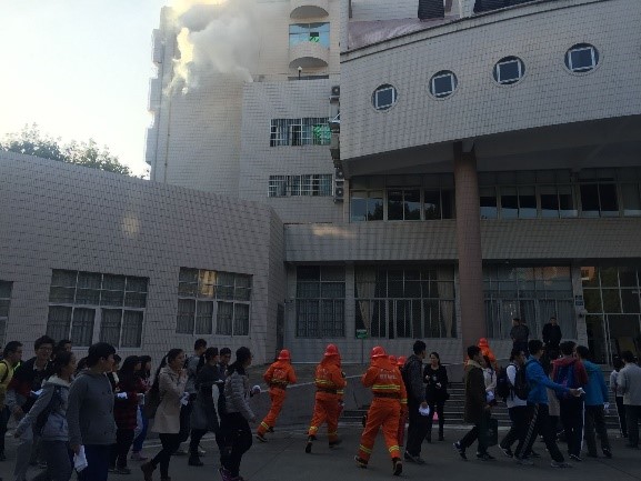 我院消防疏散演练系列活动成功举行 