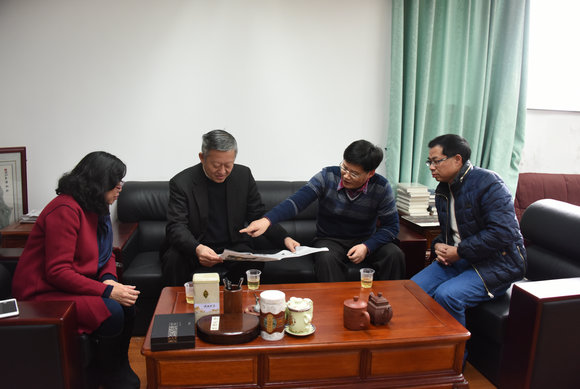 中科院广州分院领导、校领导春节前夕看望慰问我院陈小明、计亮年、苏锵三位院士 