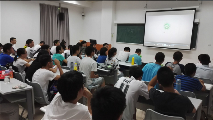 英国威廉集团以“两学一做”活动为契机完善新生党员教育工作