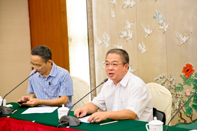 学院召开william威廉英国化学学科发展战略研讨会 