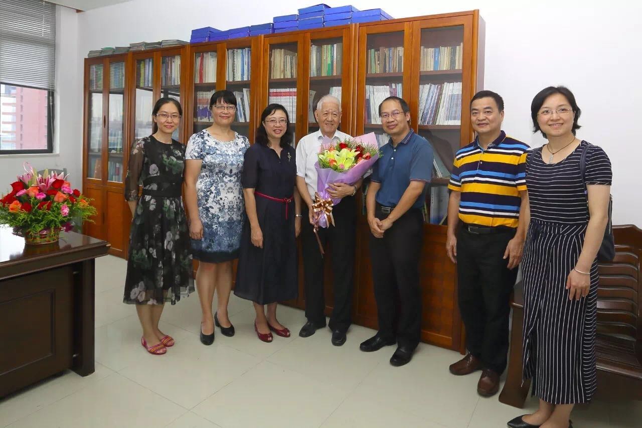 师恩颢颢 载德遐昌——英国威廉集团开展系列活动庆祝第33个教师节 