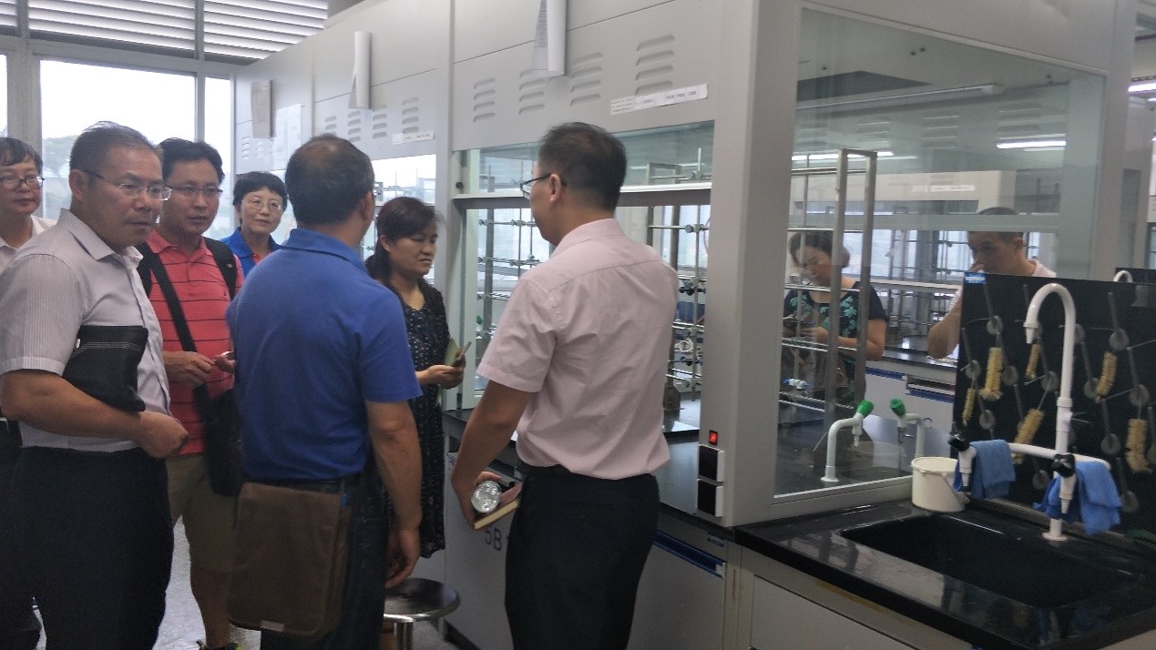 广西大学化学化工学院到访我院进行实验教学交流 