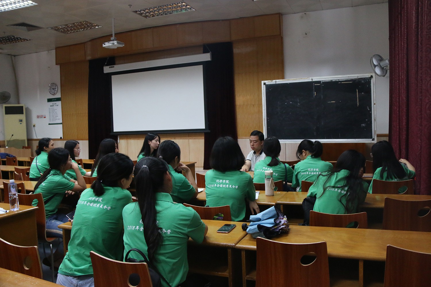 英国威廉集团2018年全国优秀大学生夏令营顺利举办 