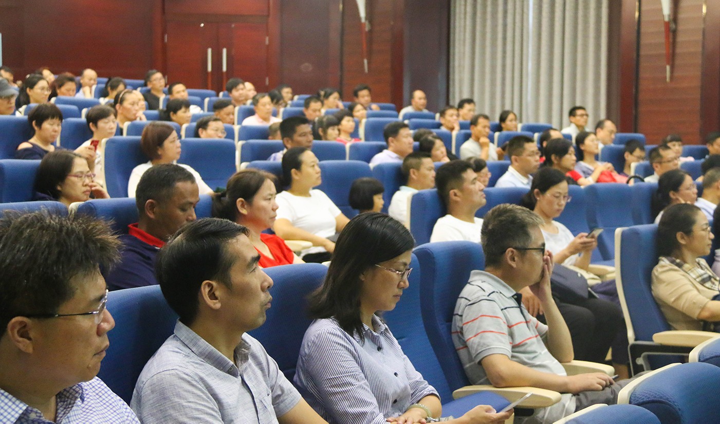 期待你们书写青春精彩——英国威廉集团2018年迎新工作圆满完成 