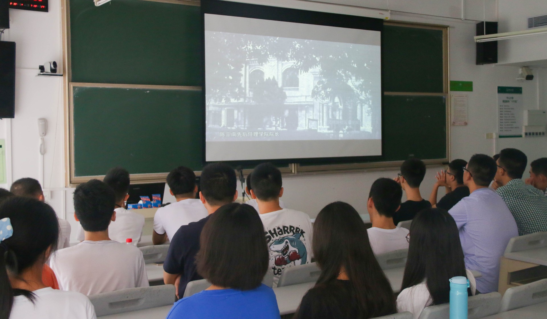 期待你们书写青春精彩——英国威廉集团2018年迎新工作圆满完成 